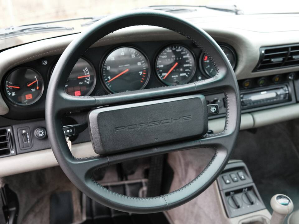 Bild 15/34 von Porsche 911 Carrera 4 (1991)