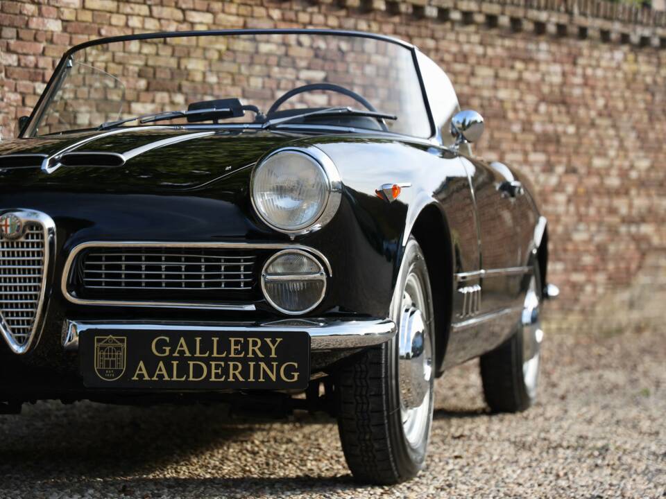 Bild 6/50 von Alfa Romeo 2000 Spider (1961)