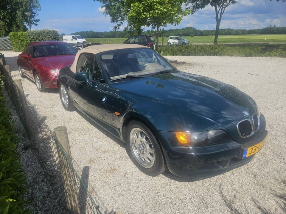 Bild 13/16 von BMW Z3 1.8 (1997)