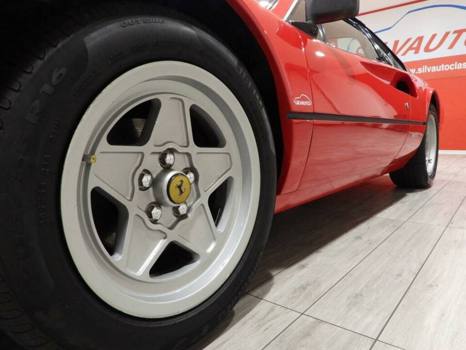 Image 5/15 of Ferrari 308 GTBi (1981)