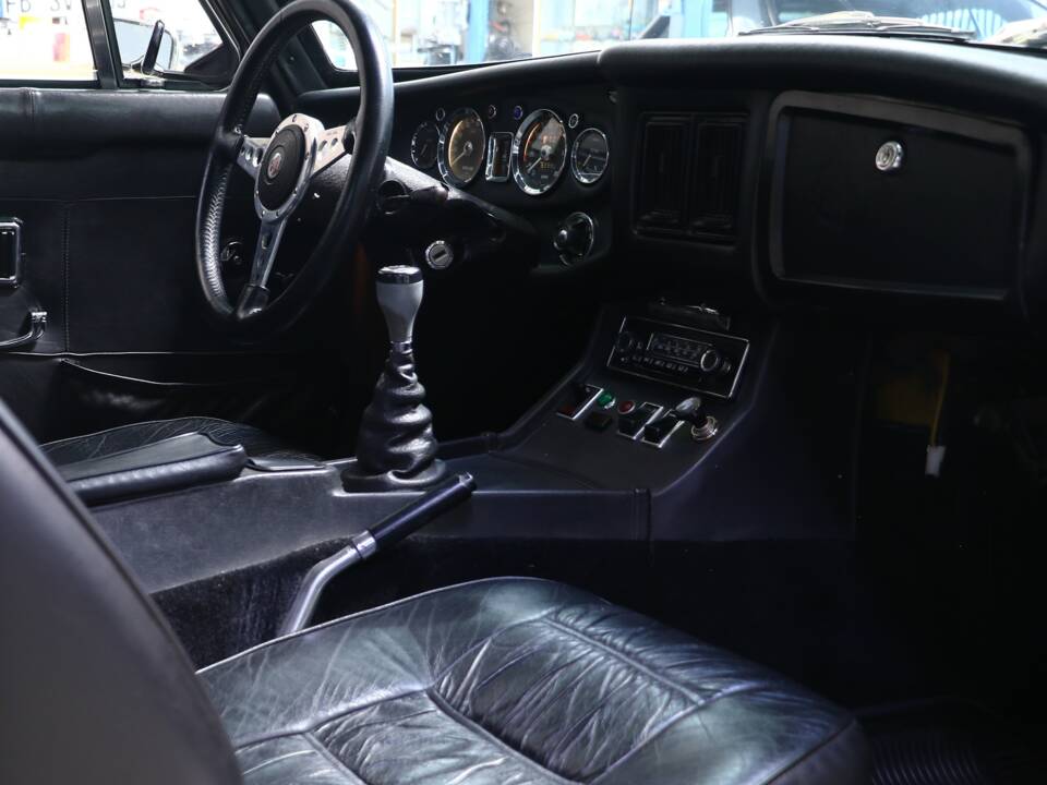 Bild 20/34 von MG MGB GT (1966)