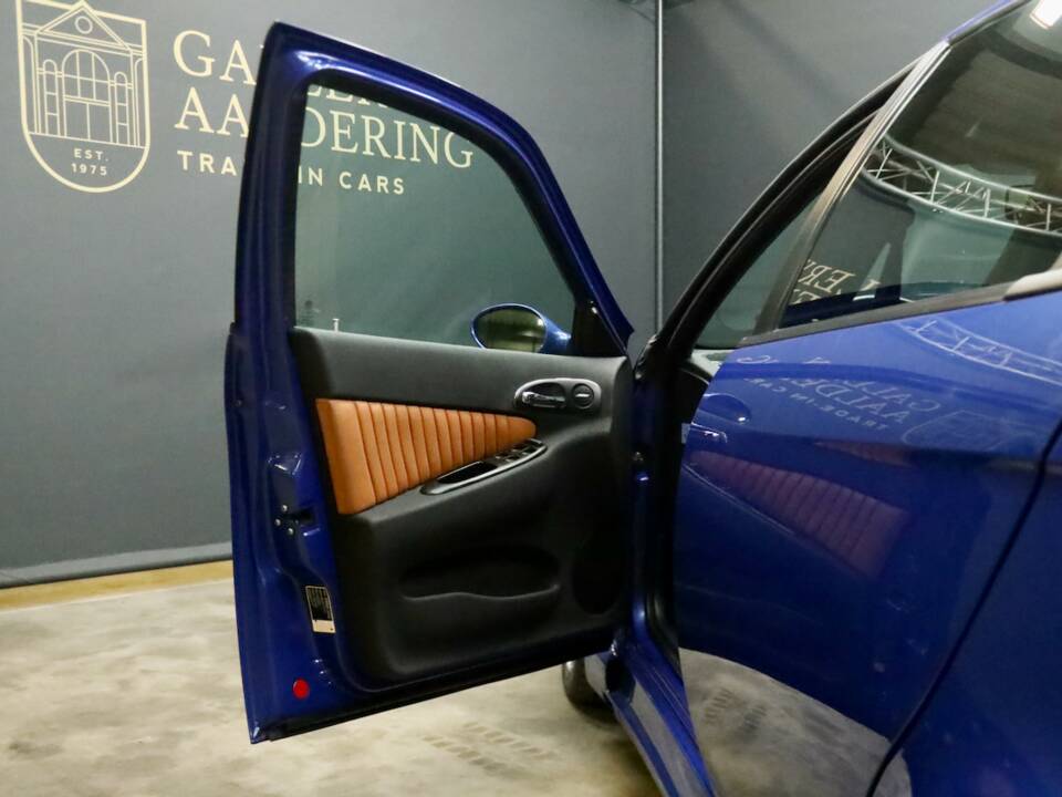 Image 43/50 of Alfa Romeo 156 3.2 V6 GTA (2003)