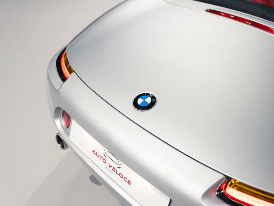 Image 12/41 of BMW Z8 (2002)