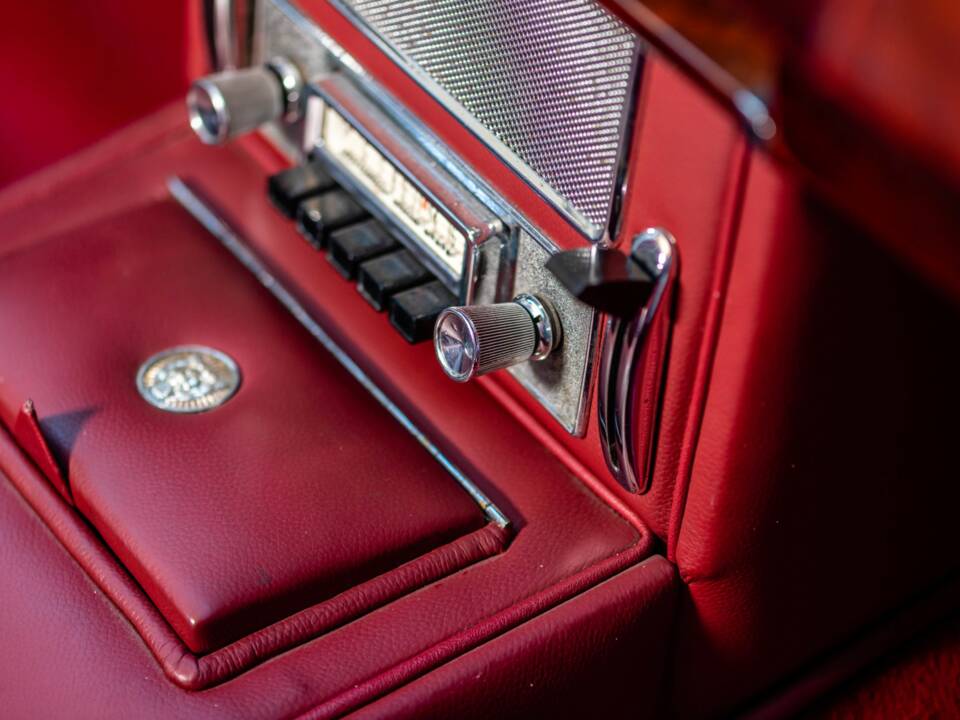 Image 34/50 de Jaguar Mk II 3.8 (1963)