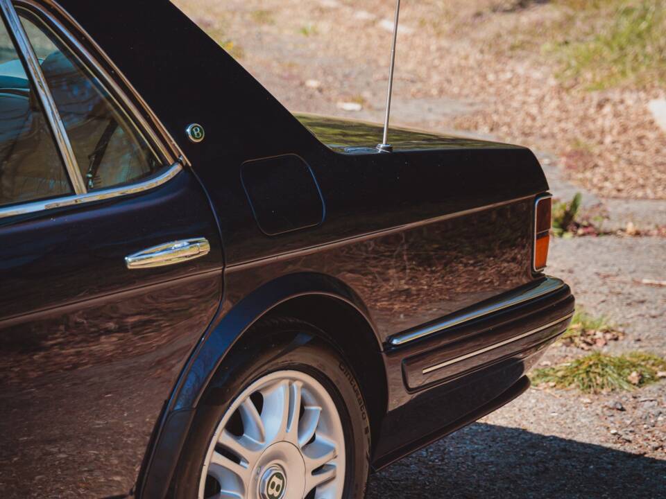 Bild 18/50 von Bentley Brooklands R Mulliner (1998)