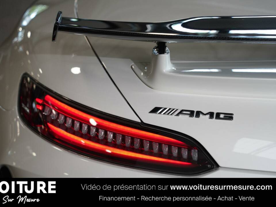 Image 21/44 of Mercedes-AMG GT-R (2021)
