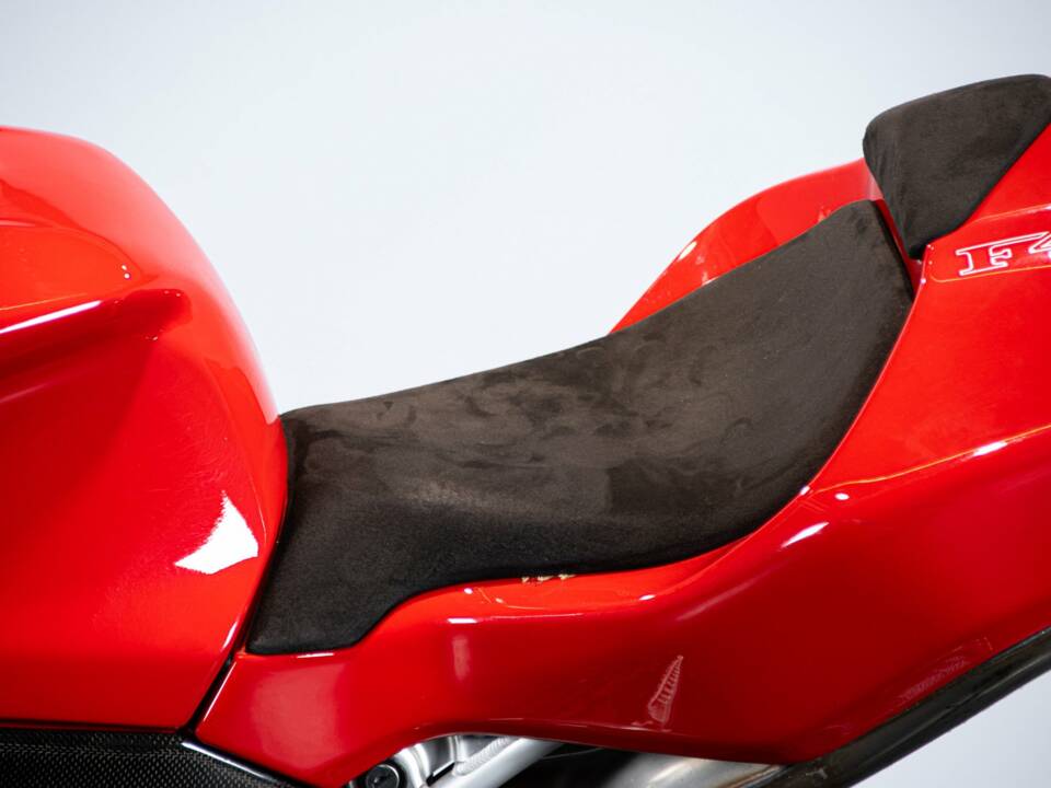 Image 15/50 de MV Agusta DUMMY (2004)