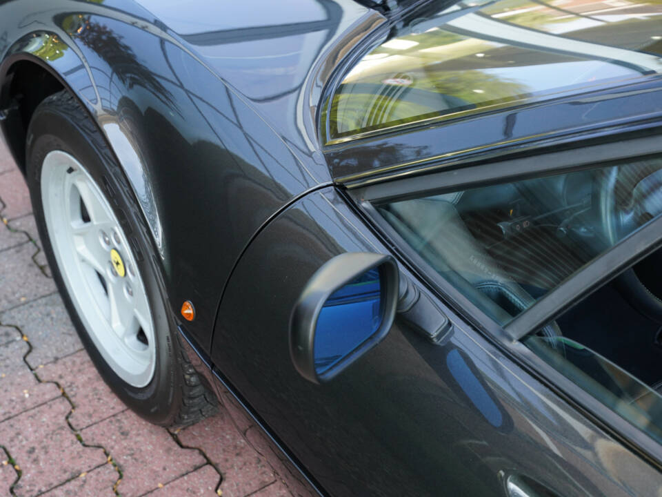Image 8/50 of Ferrari 328 GTS (1987)