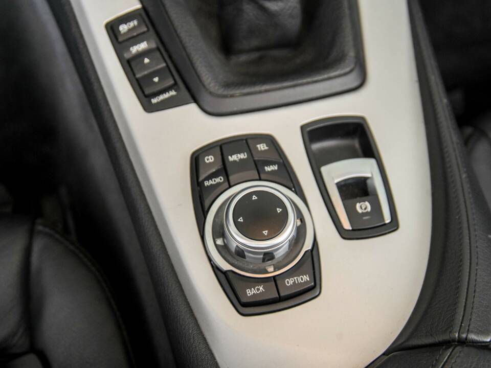 Image 38/50 of BMW Z4 sDrive23i (2009)