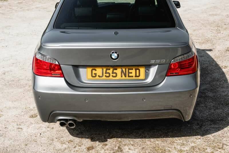 Bild 12/50 von BMW 550i (2006)