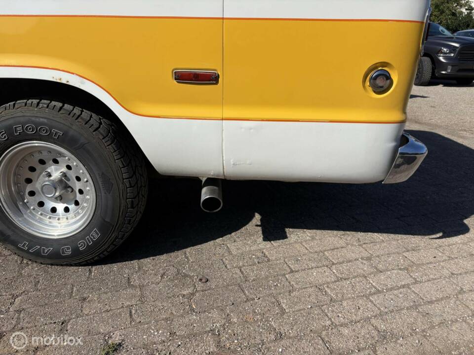 Imagen 47/50 de Dodge Ram Van Sportsman (1977)