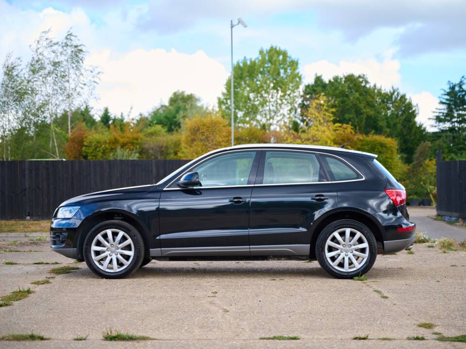 Bild 16/50 von Audi Q5 3.2 FSI (2013)