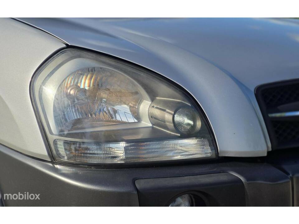 Image 8/46 of Hyundai Tucson 2.0i 4WD (2005)