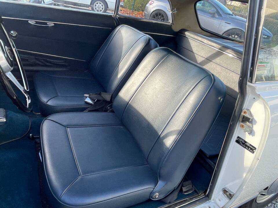 Image 31/32 of Alfa Romeo Giulia 1600 Sprint (1963)