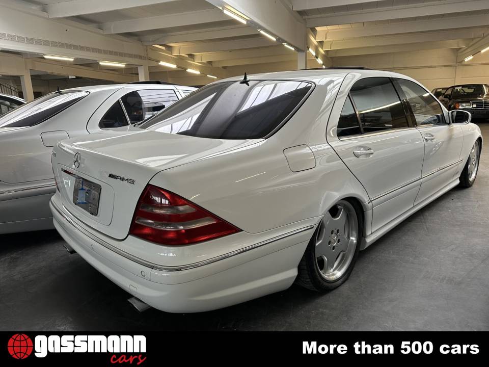 Image 4/15 of Mercedes-Benz S 55 AMG (2001)