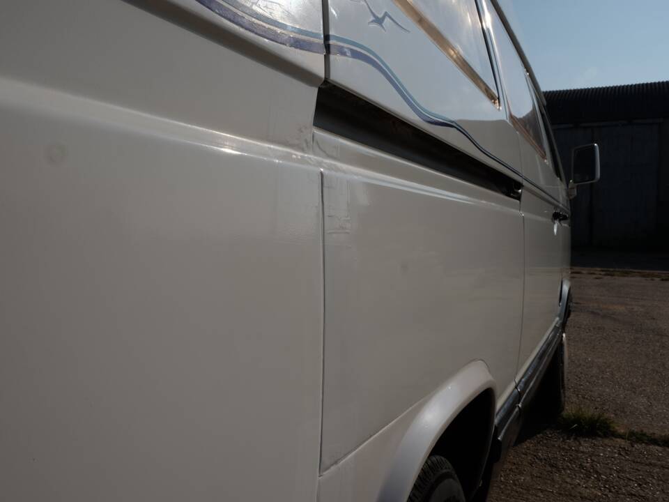 Bild 41/98 von Volkswagen T3 Westfalia 1.6 TD (1990)