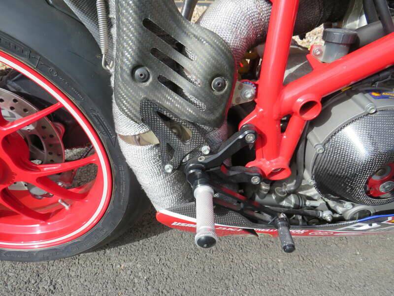 Bild 23/40 von Ducati 1098 R (2008)