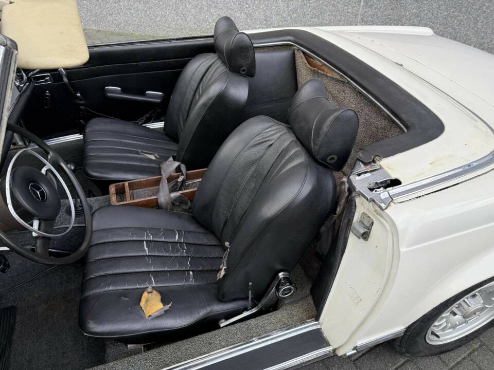 Bild 25/50 von Mercedes-Benz 280 SL (1969)