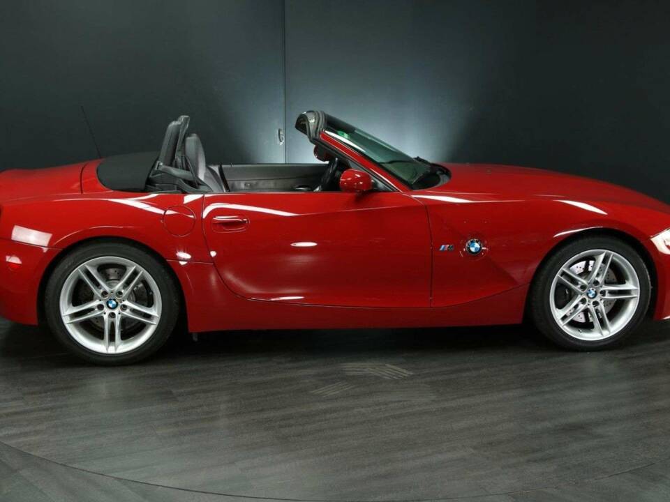 Image 6/50 of BMW Z4 M Roadster (2006)