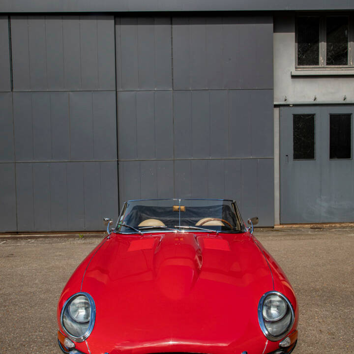 Image 4/11 of Jaguar E-Type 3.8 Flat Floor (1962)