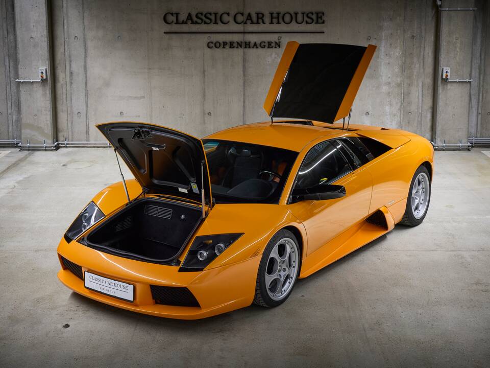 Image 14/99 of Lamborghini Murciélago (2003)