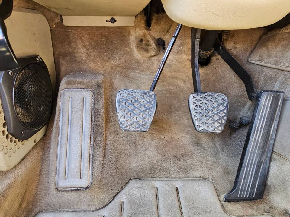 Image 31/100 of BMW 728i (1983)