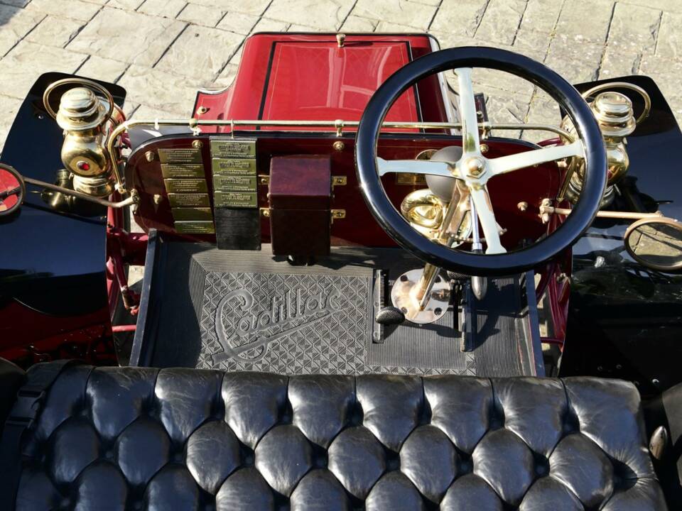 Bild 50/50 von Cadillac Model B Surrey (1904)