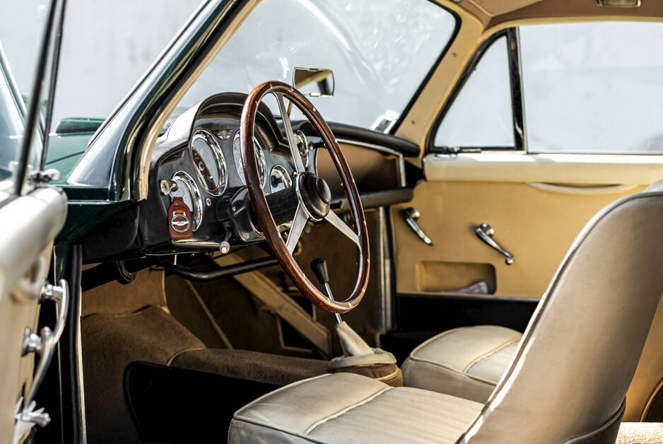 Bild 4/6 von Aston Martin DB 2&#x2F;4 Mk III (1957)