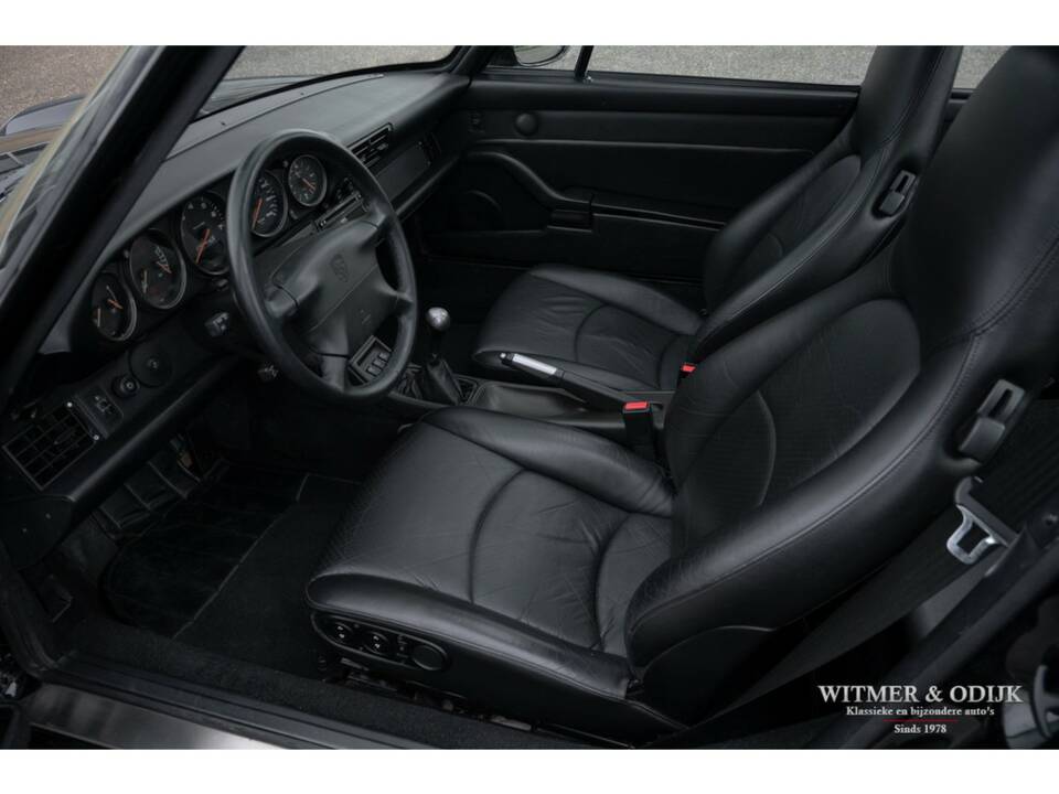 Image 4/32 de Porsche 911 Carrera S (1997)