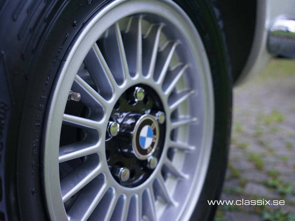 Bild 27/30 von BMW 3.0 CSi (1972)