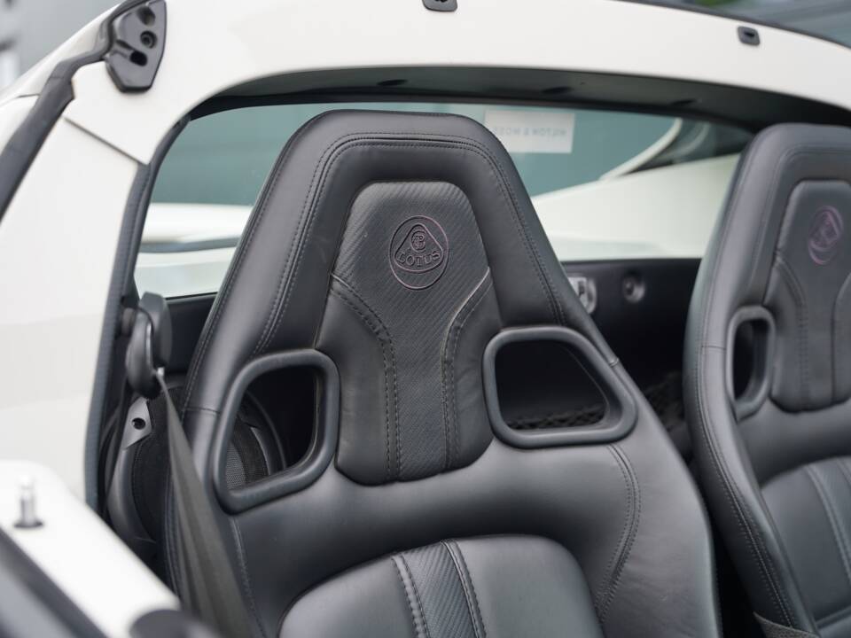 Image 17/50 of Lotus Elise Sport 220 (2016)
