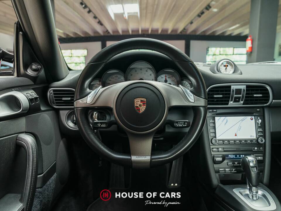 Image 15/23 of Porsche 911 Carrera S (2010)