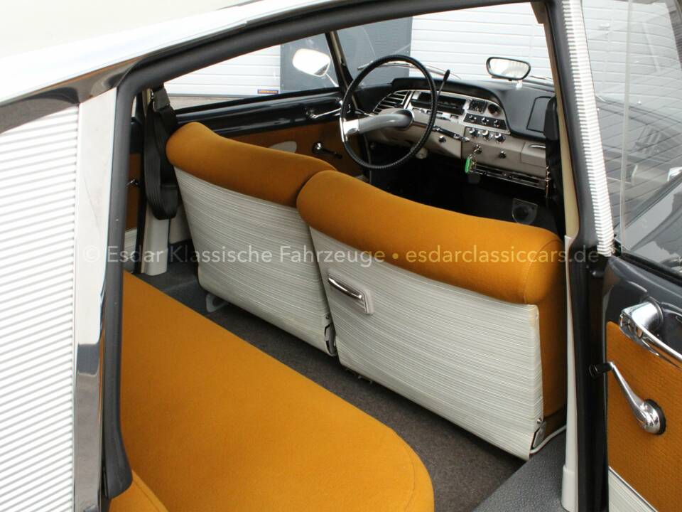 Immagine 18/35 di Citroën DS 21 (1968)