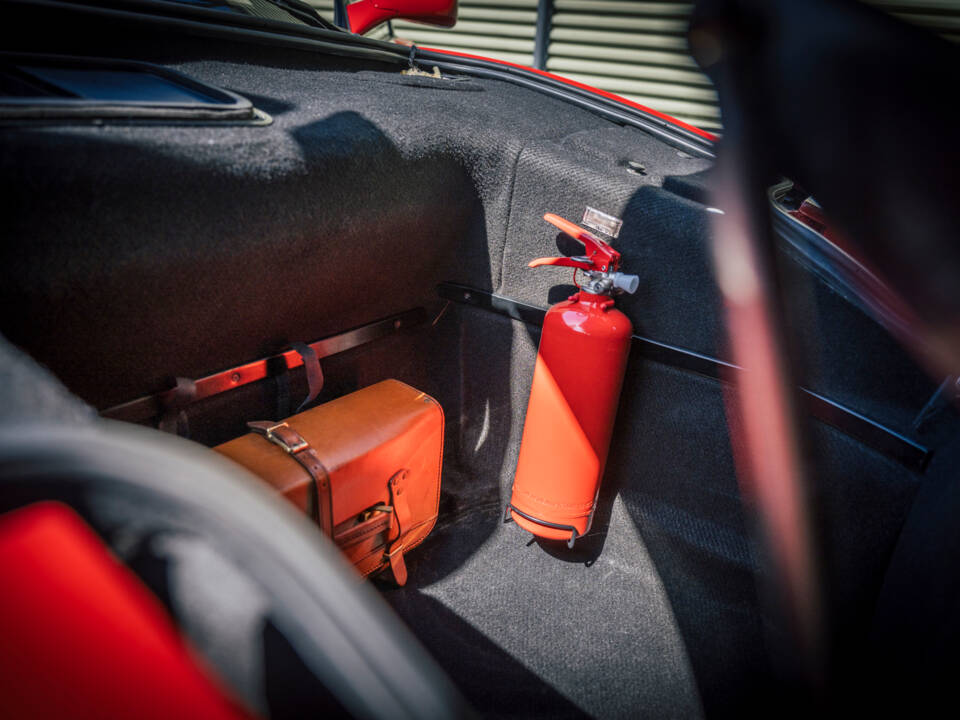 Image 20/30 of Ferrari 348 TB (1991)