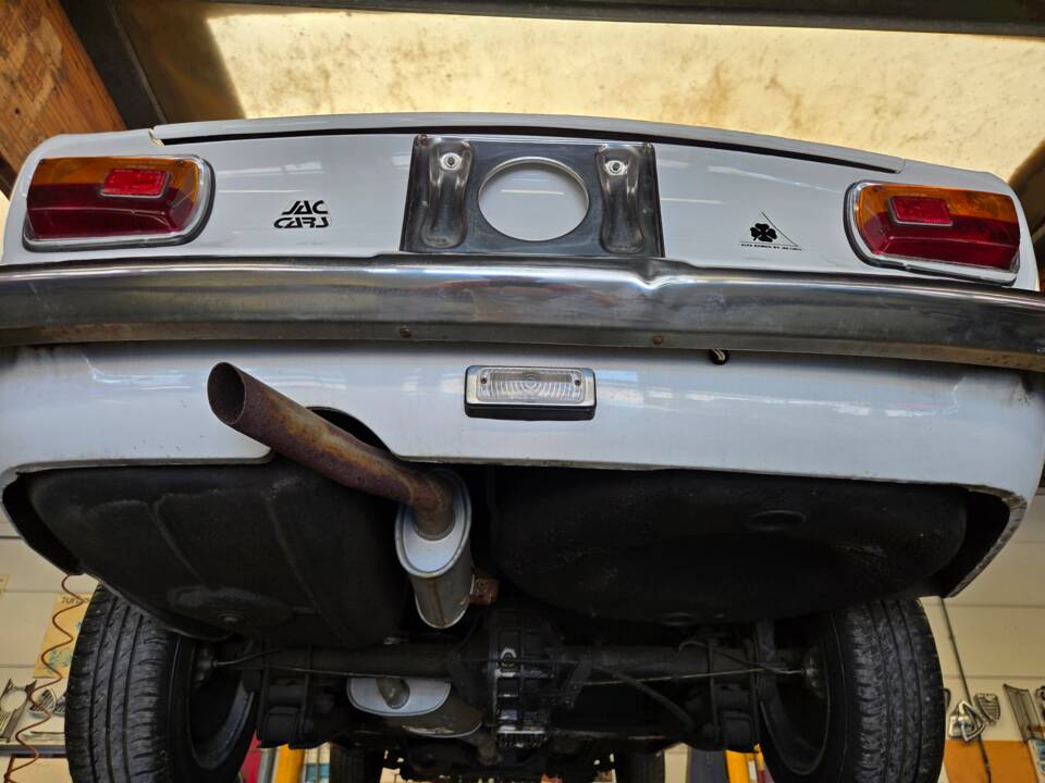 Image 68/84 of Alfa Romeo Giulia GT 1300 Junior (1968)