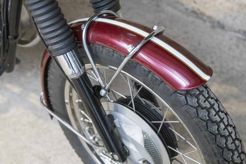 Image 16/38 of Triumph T 100 R Daytona (1971)