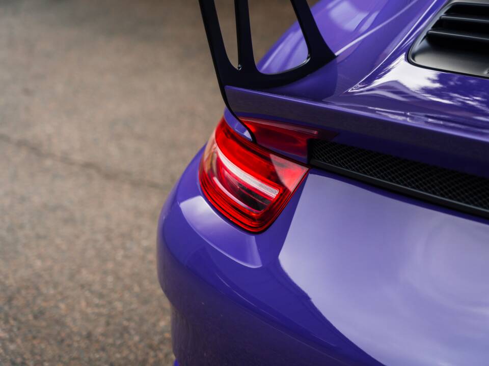 Bild 13/69 von Porsche 911 GT3 RS (2016)