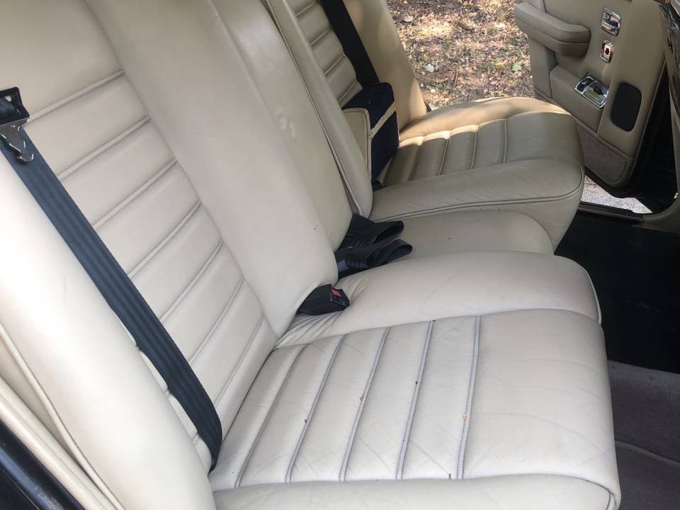 Bild 21/47 von Bentley Turbo R (1987)