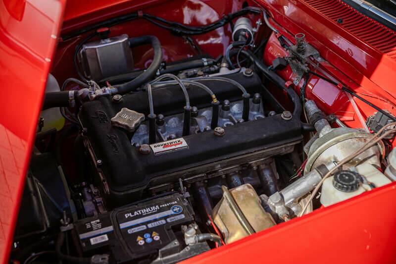Image 18/45 of Alfa Romeo 2000 GT Veloce (1975)