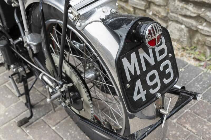 Bild 37/43 von Vincent Black Shadow C (1951)