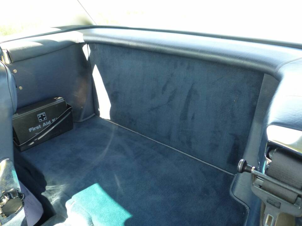 Mercedes-Benz 560 SL Roadster (R 107) diamantblau metallic 1989