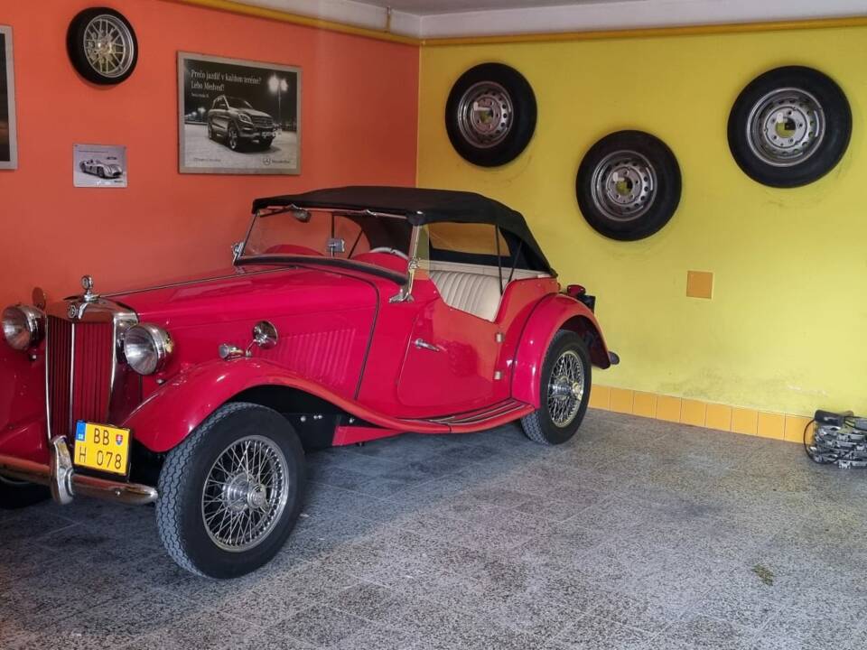 Image 5/8 of MG TD (1952)