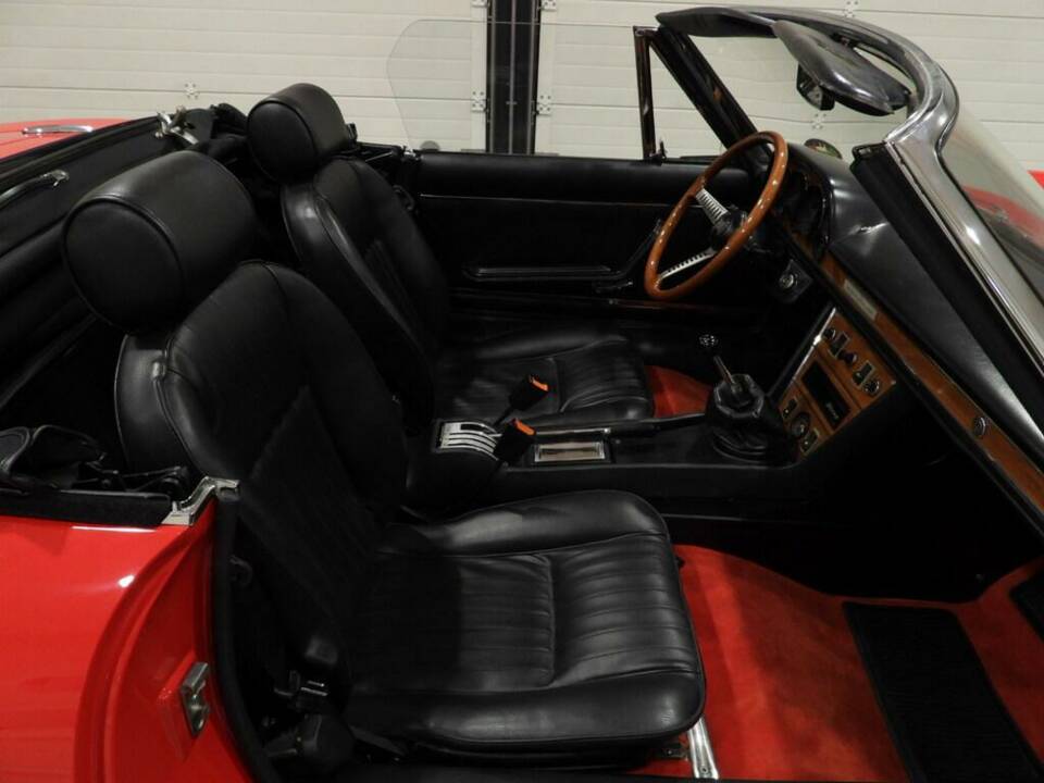 Image 9/15 of FIAT Dino 2400 Spider (1970)