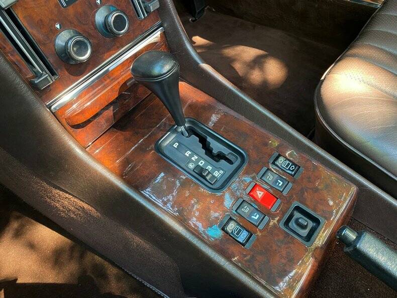 Imagen 46/50 de Mercedes-Benz 500 SL (1989)