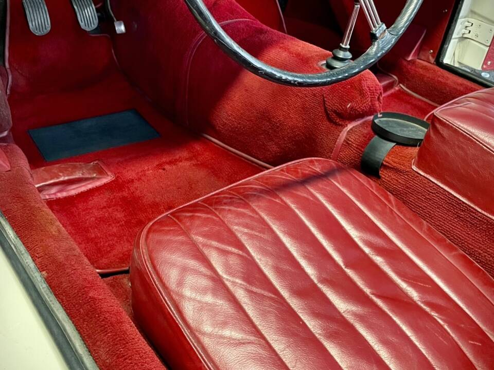 Image 6/18 de MG MGA 1600 (1961)