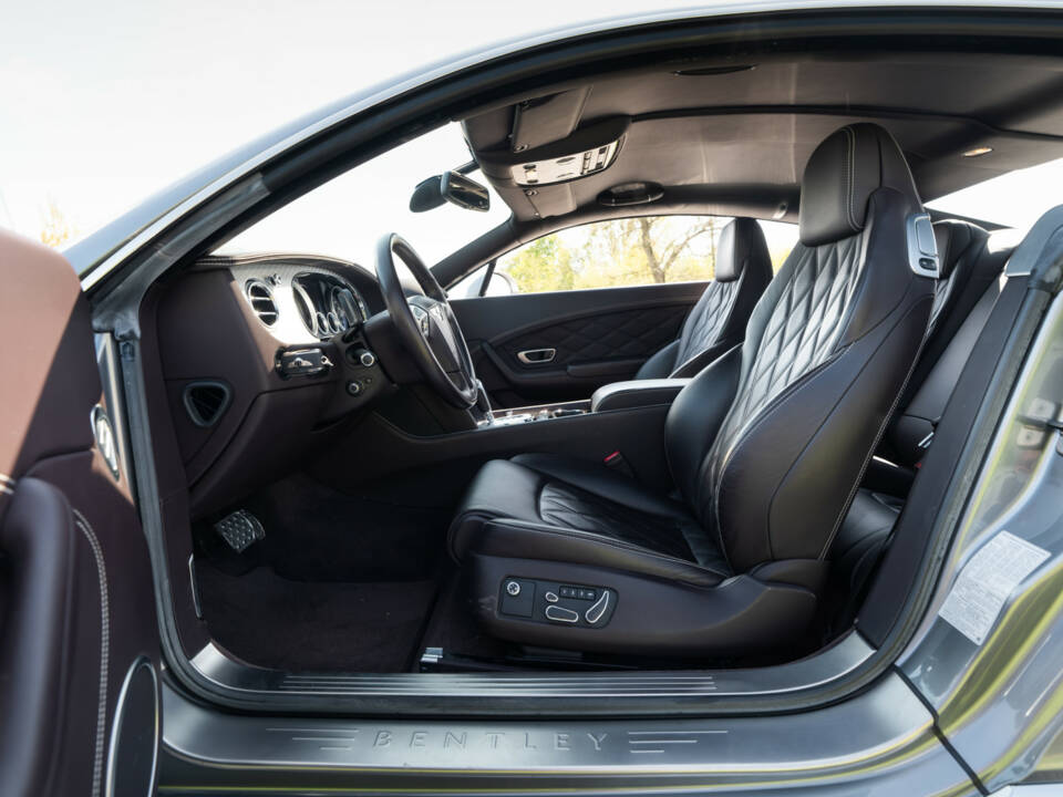 Bild 22/31 von Bentley Continental GT (2013)