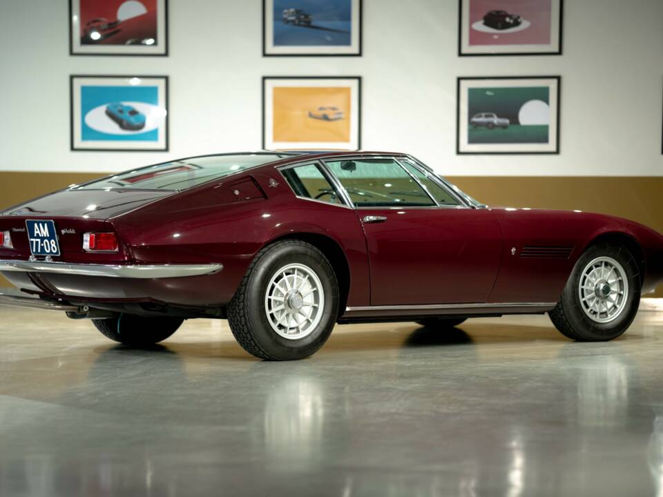 Bild 14/50 von Maserati Ghibli (1967)