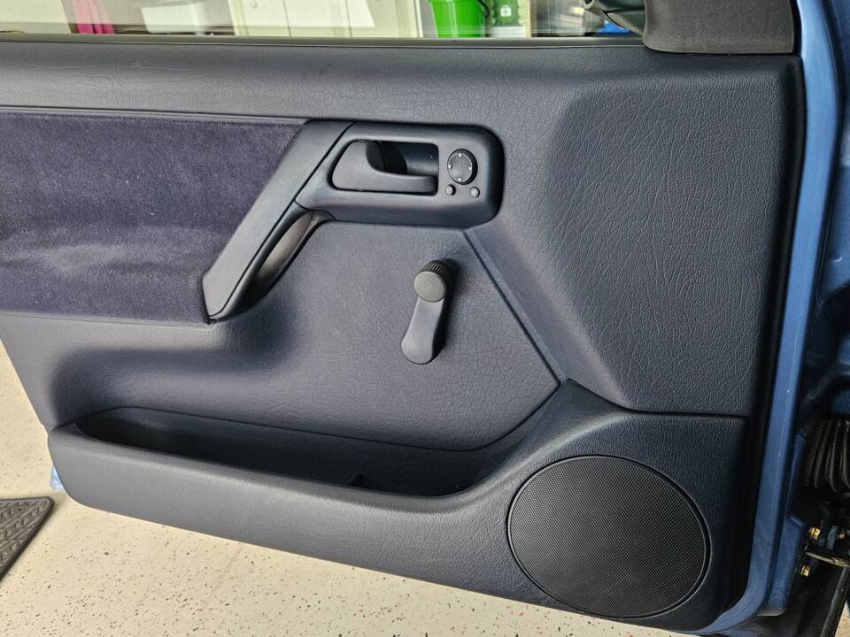 Bild 17/60 von Volkswagen Golf III 1.8 (1993)