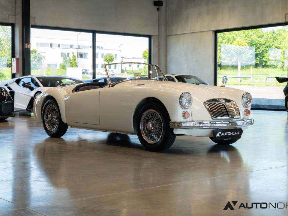 Image 11/65 of MG MGA 1600 (1960)