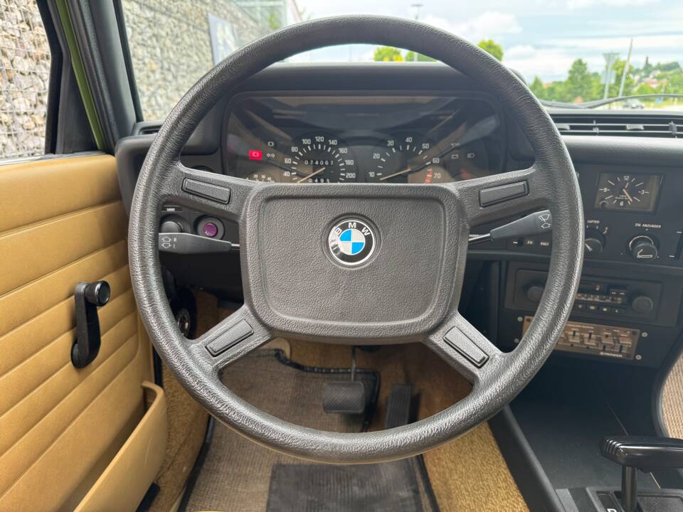Bild 38/57 von BMW 320 (1978)